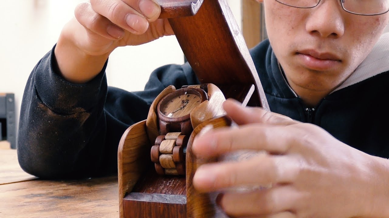 A Box For the Wooden Watch