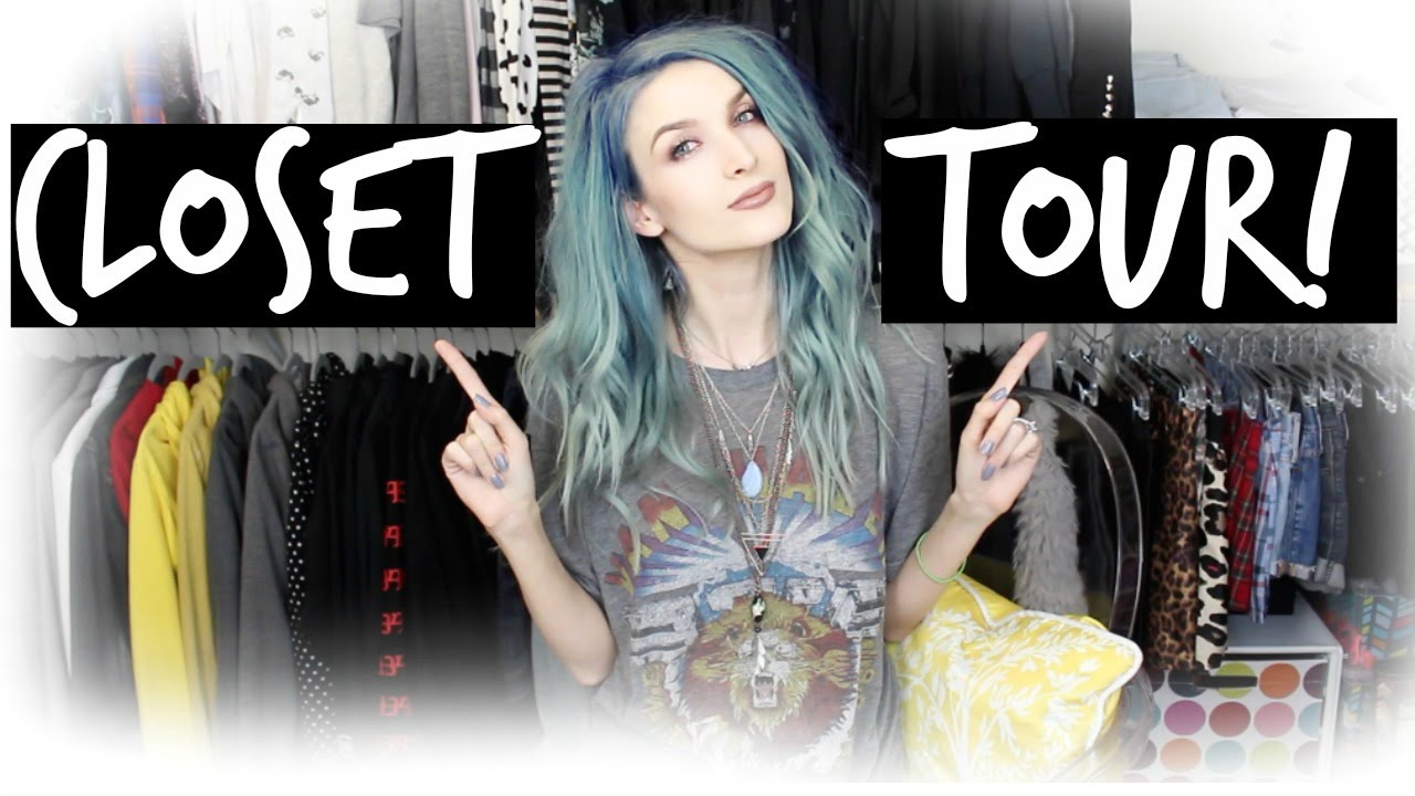 Closet Tour!