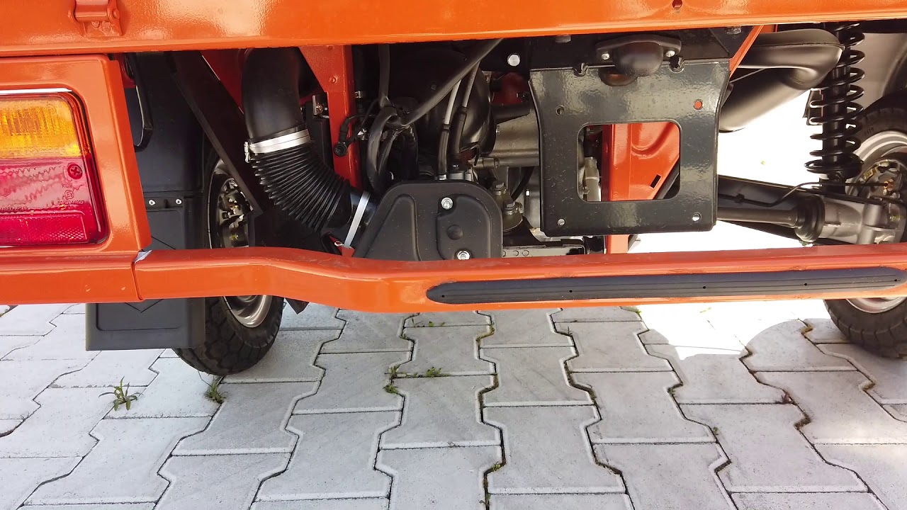 Ape 50 Furgone w kolorze arancione
