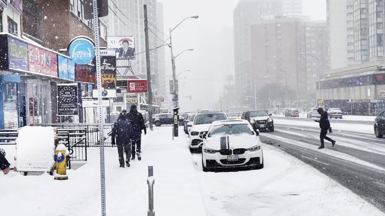 First Snowfall in TORONTO and Southern Ontario - November 9 2025 | Snow Walk 4K