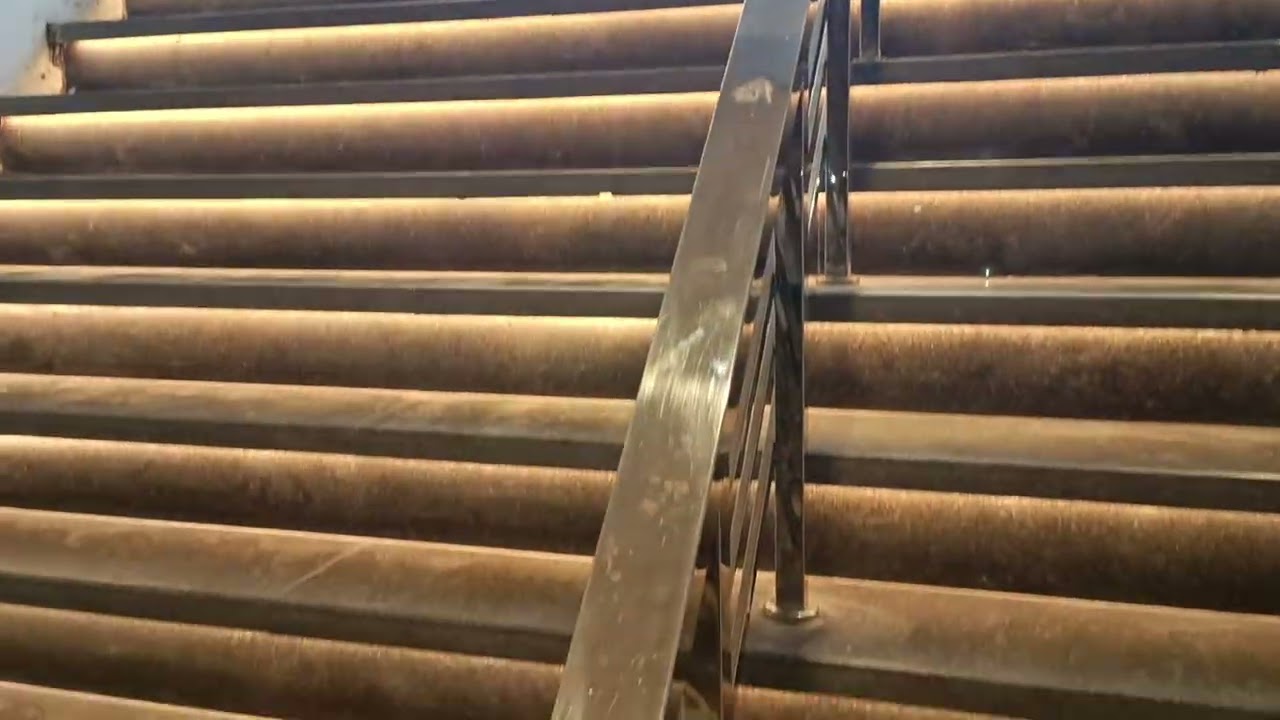 Stairs light fitting