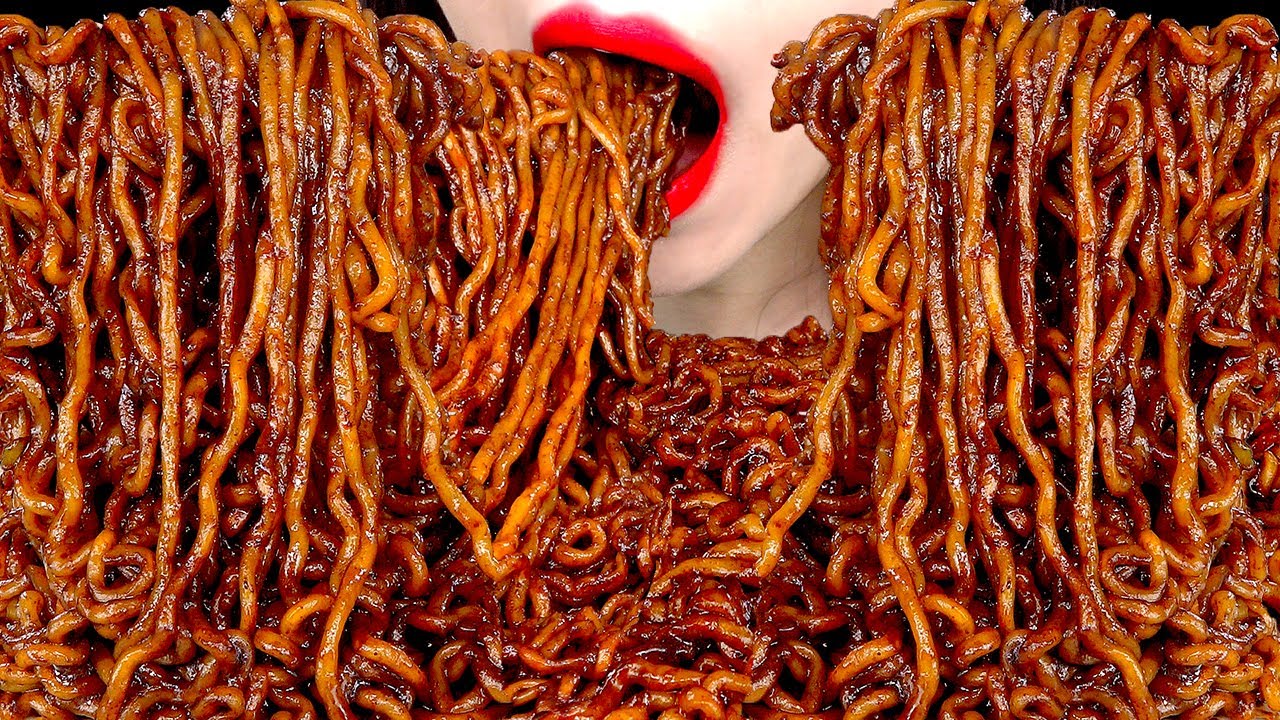 ASMR MUKBANG | 짜장라면 먹방 BLACK BEAN NOODLES NO TALKING EATING SOUNDS | ZOEY ASMR 조이