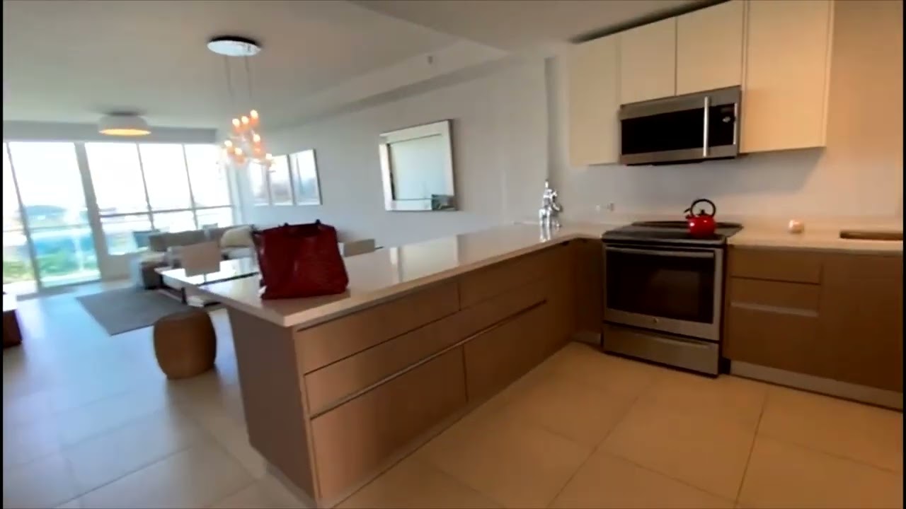 Visité Apartamento  en Cond Bahia Plaza San Juan, Puerto Rico