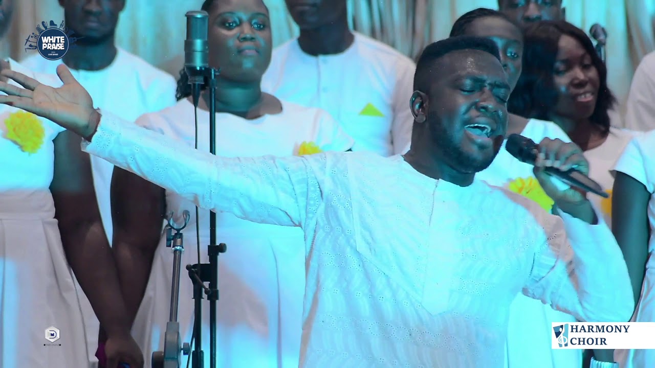 Joel Bryan Aidoo and The Harmony Choir || Kwankyerefo Jesus