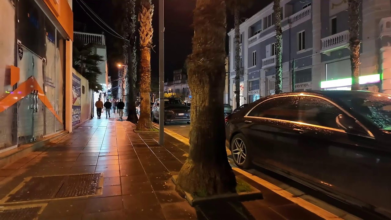 Durrës night walking