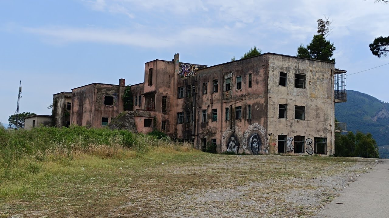 Villa Eleonora ex sanatorio, Castel S. Giorgio Salerno