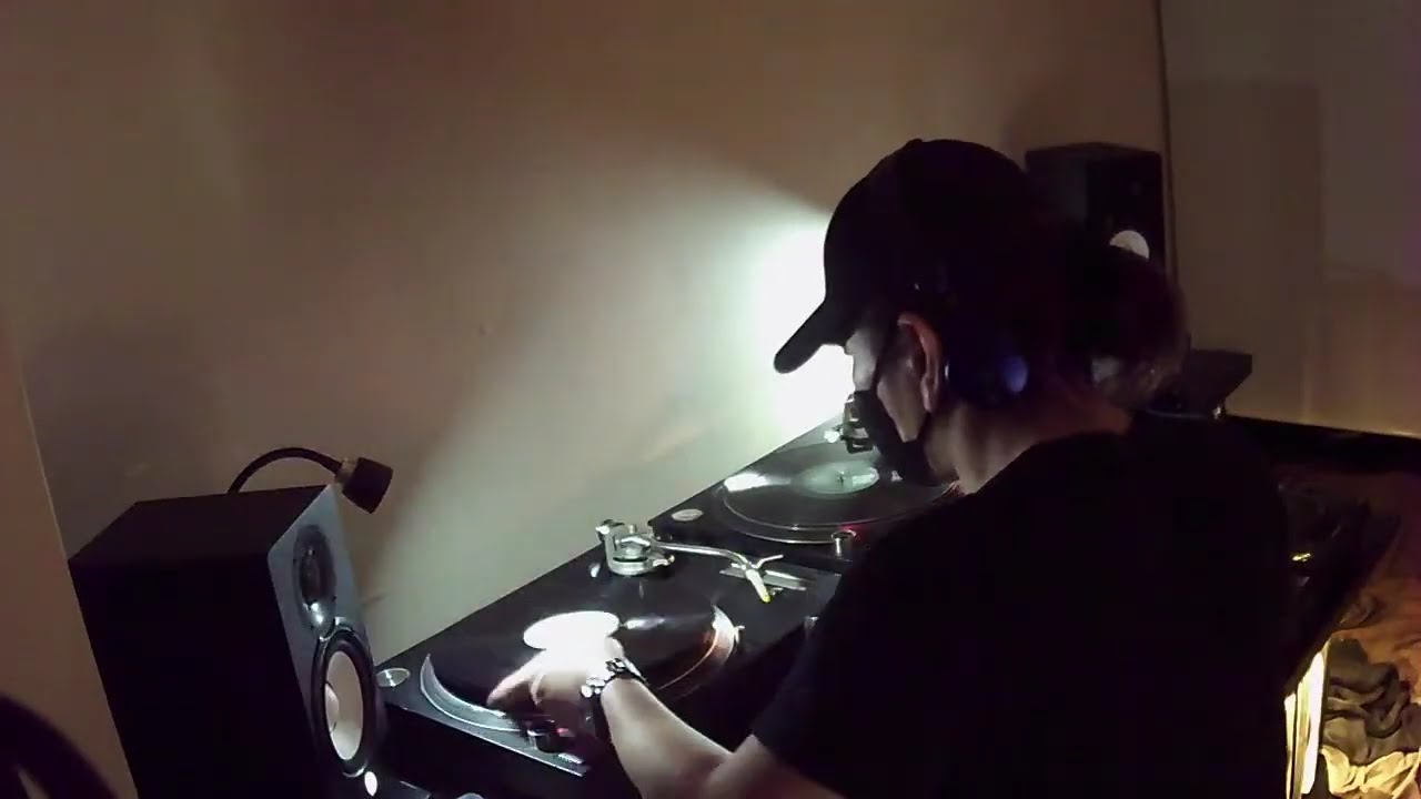 Tokyo Street Techno From Shibuya