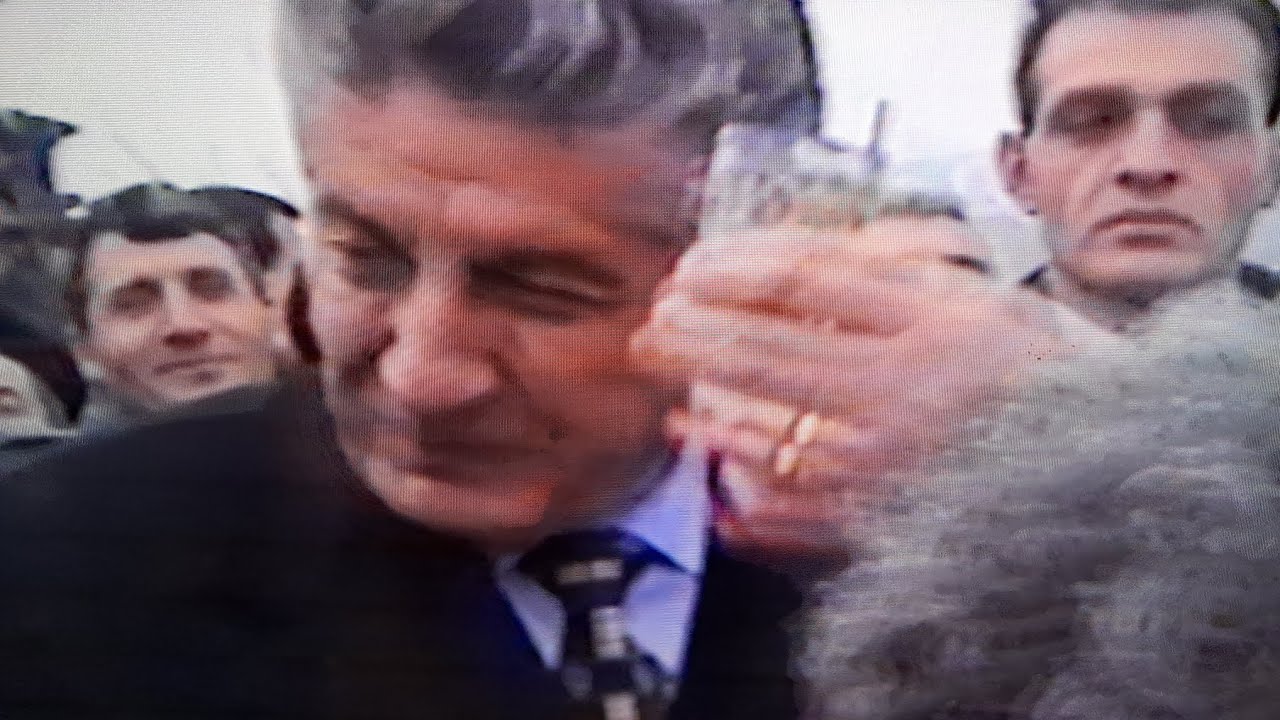 Archive Armenia Campagne politique Karen Demirchyan elu puis assassine