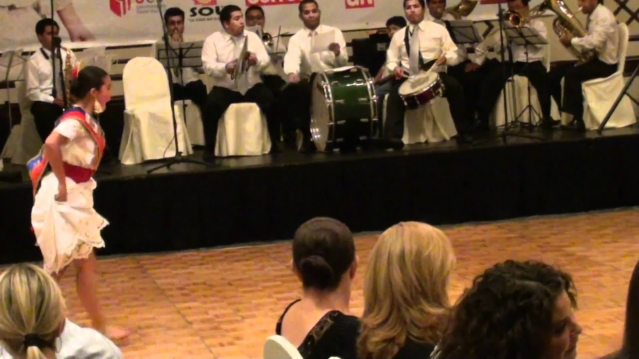 Paula y Jose - cena  concurso marinera  Trujillo 2011