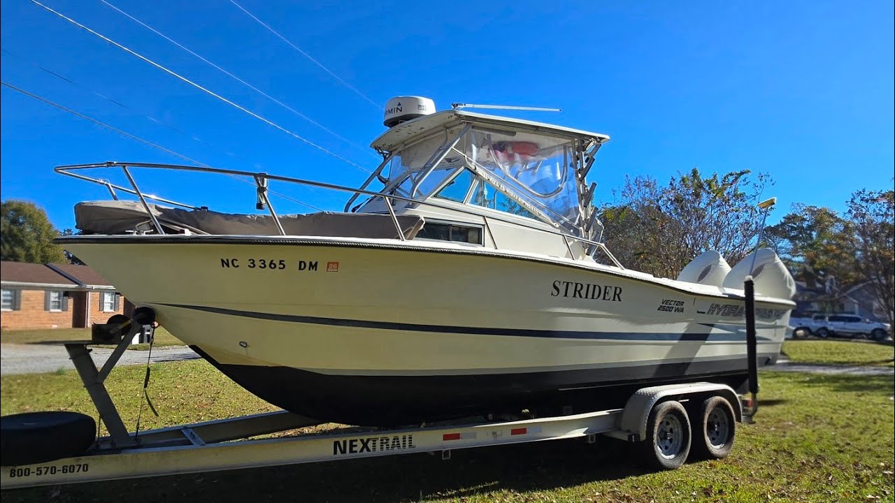 1990 Hydra Sports Vector 2500WA