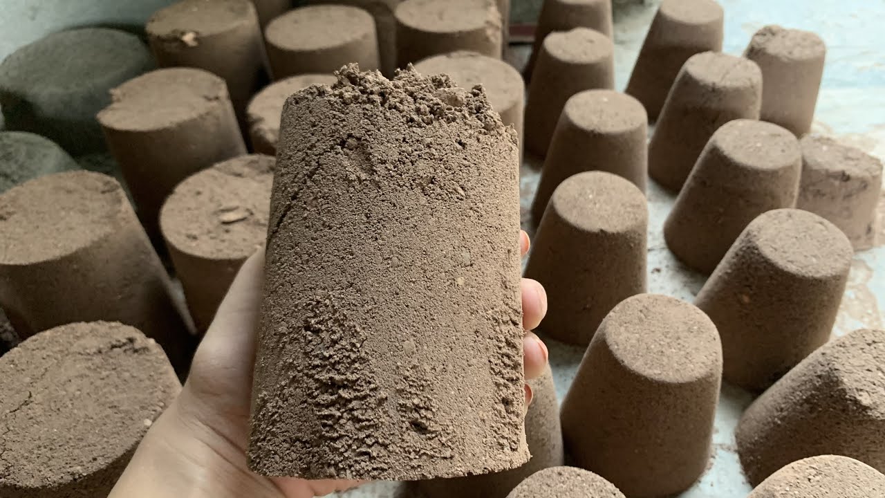 Grainy red dirt floor crumbles🤤❤️🌪️