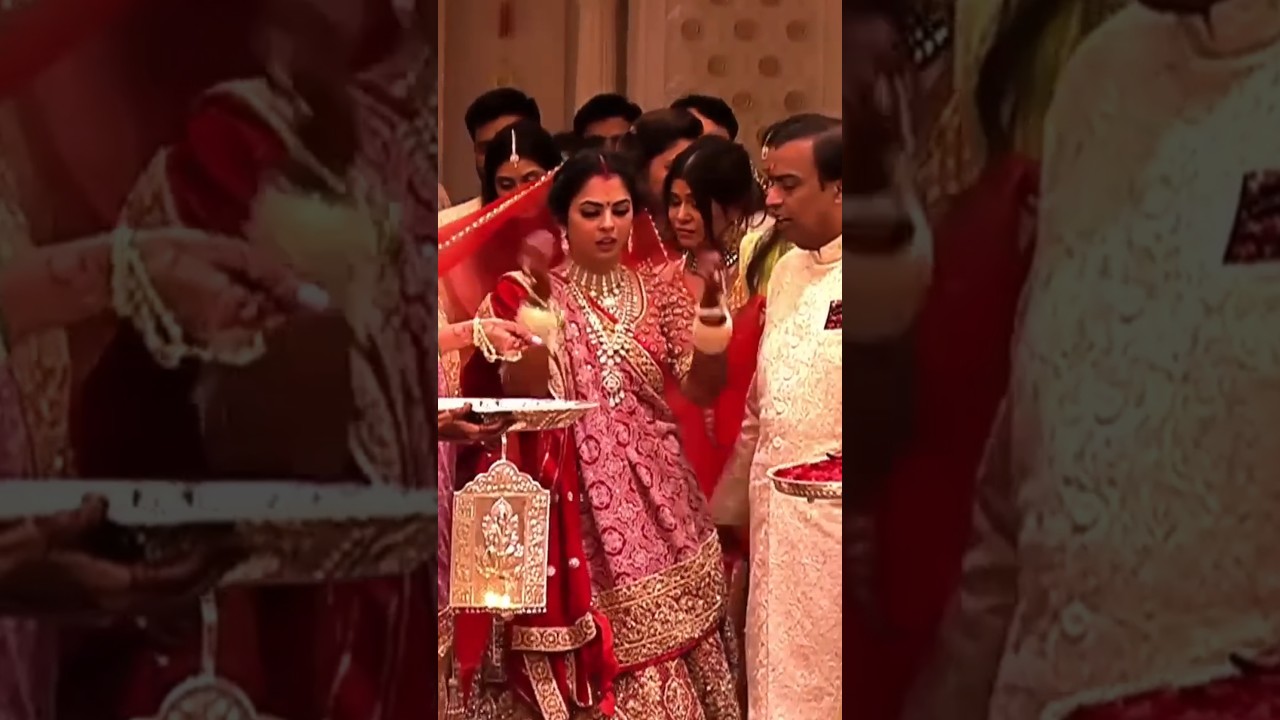 Isha Ambani ki wedding vidai short video💕#ytshorts#shortvideo #trending#viral#ambani #youtubeshorts