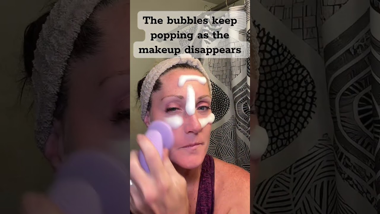 The sound + bubbles are unreal… this is my new favorite part of my night routine 🫧✨ melts