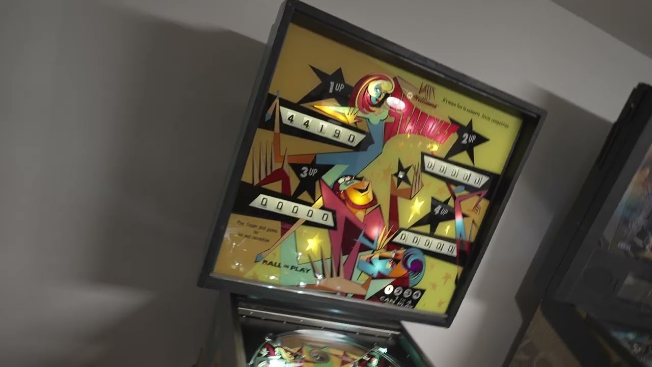 #177 Flipper Stardust, gameplay