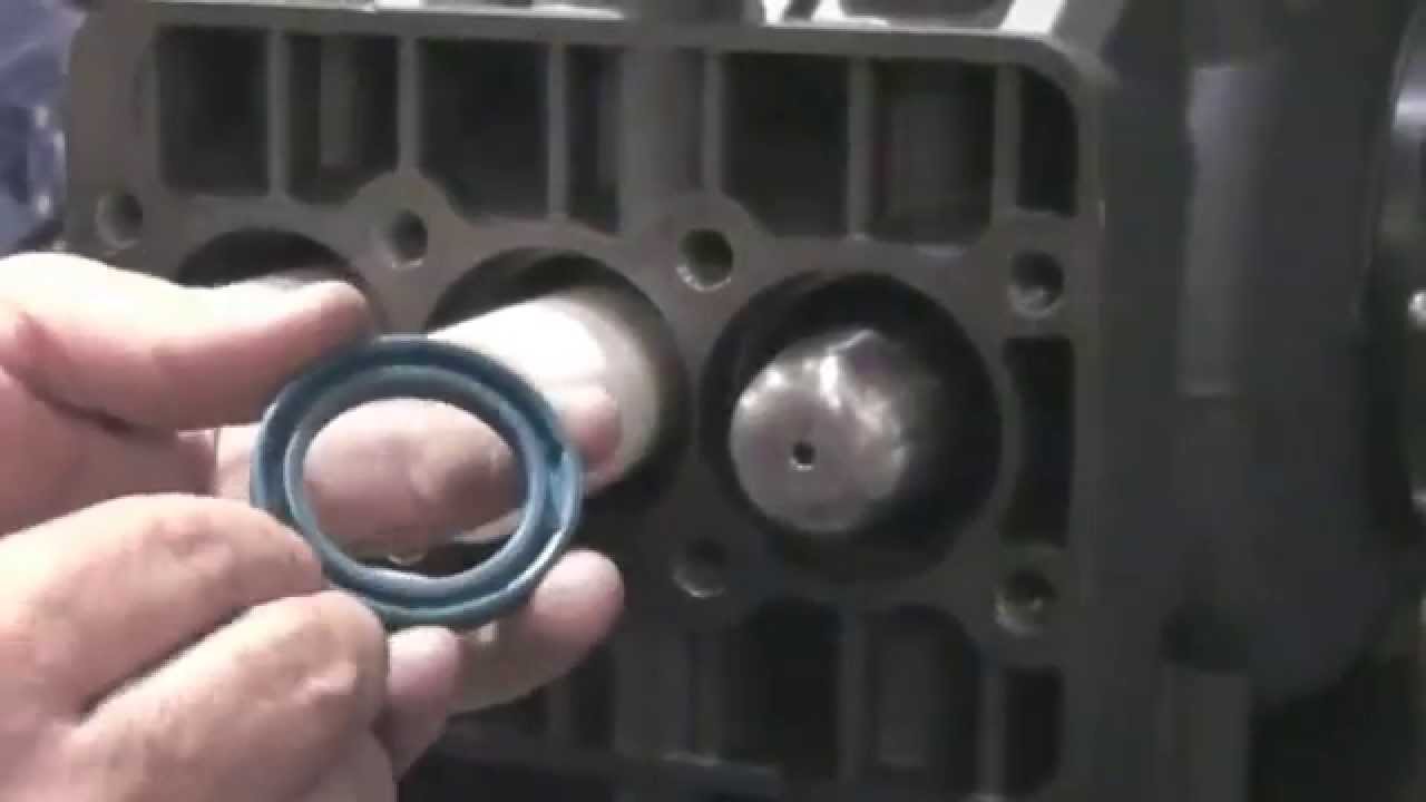 General Pump - How to Service Piston Guide Oil Seal 70 and 71 Series