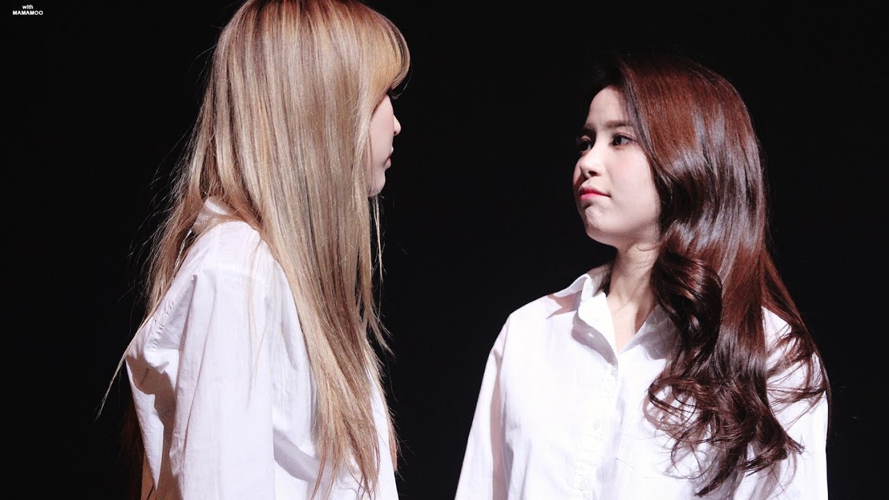 Moonsun being soft with each other [mamamoo]