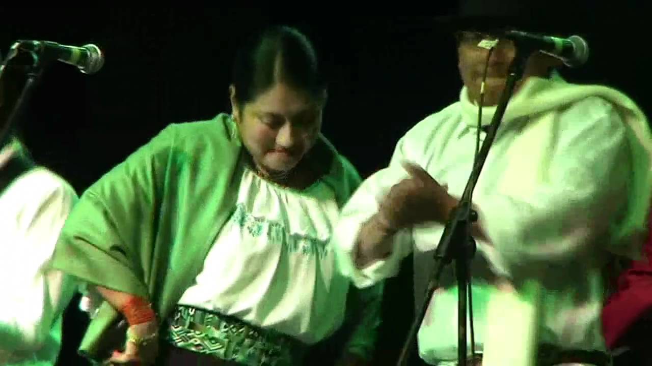 Charijayac en Otavalo  Shinlli Warmis xvid