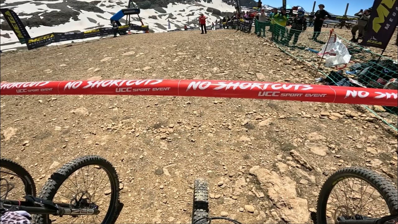 QUALIFICATION MEGAVALANCHE LADIES 2024 + CRASH 🤯 FULL RUN ❘ LoïseMTB