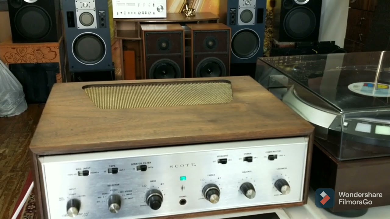 SANSUI AU-X111MOS VINTAGE,000 (released in 1985) vs Scott 233 stereo integrated amplifier.
