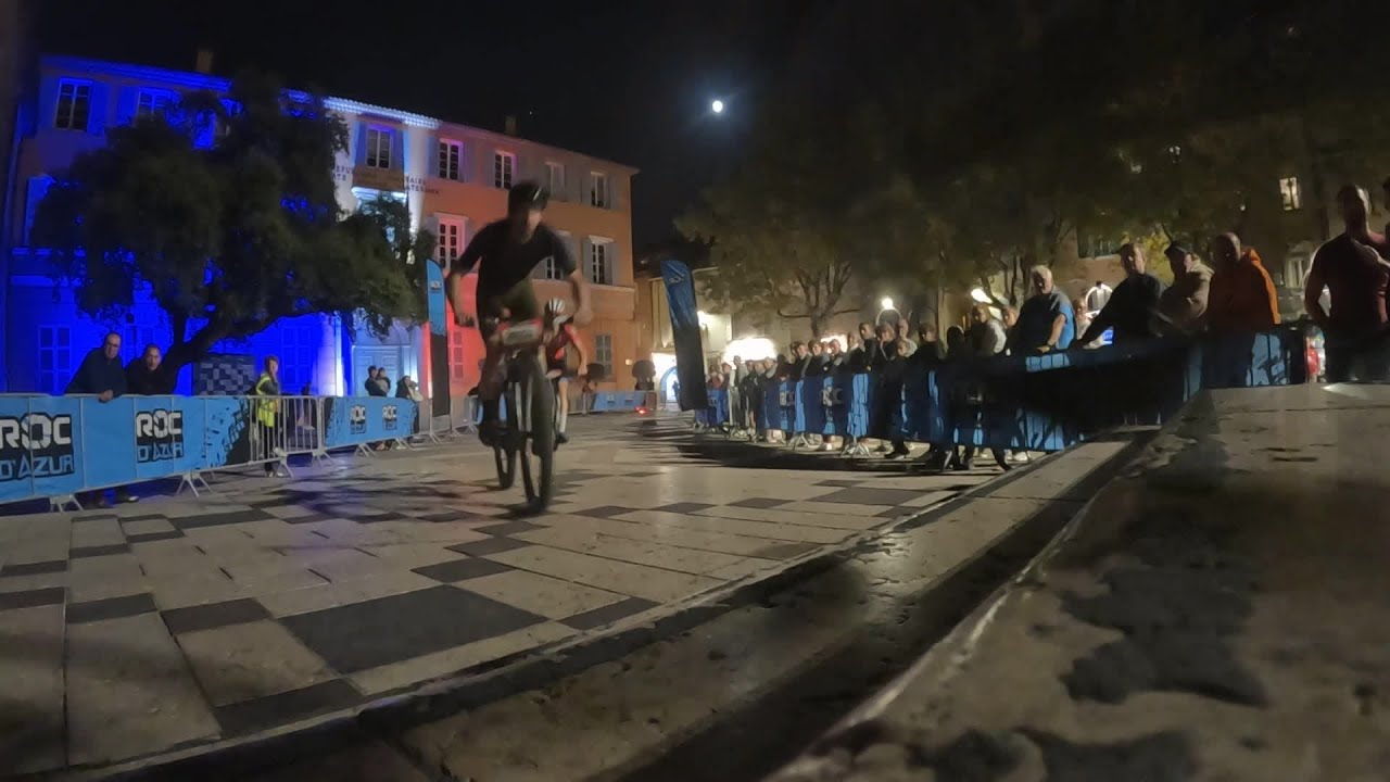 VTT, le Roc Ruelles de Fr&eacute;jus