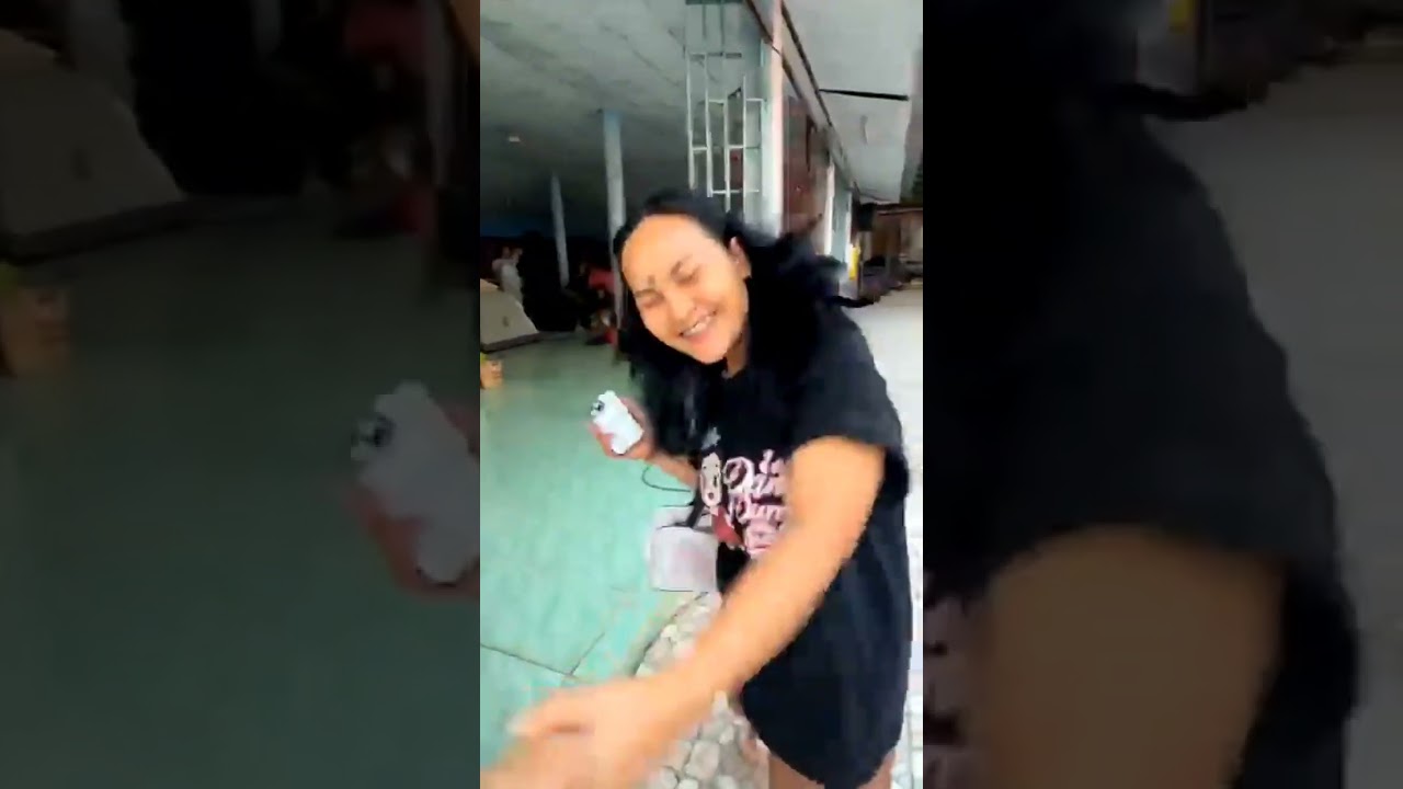 ตื่นเช้าทำบุญใส่บาตร มี๊ตู่ ย่าปาน อ๊ะอาย ลูกพีชEp.2