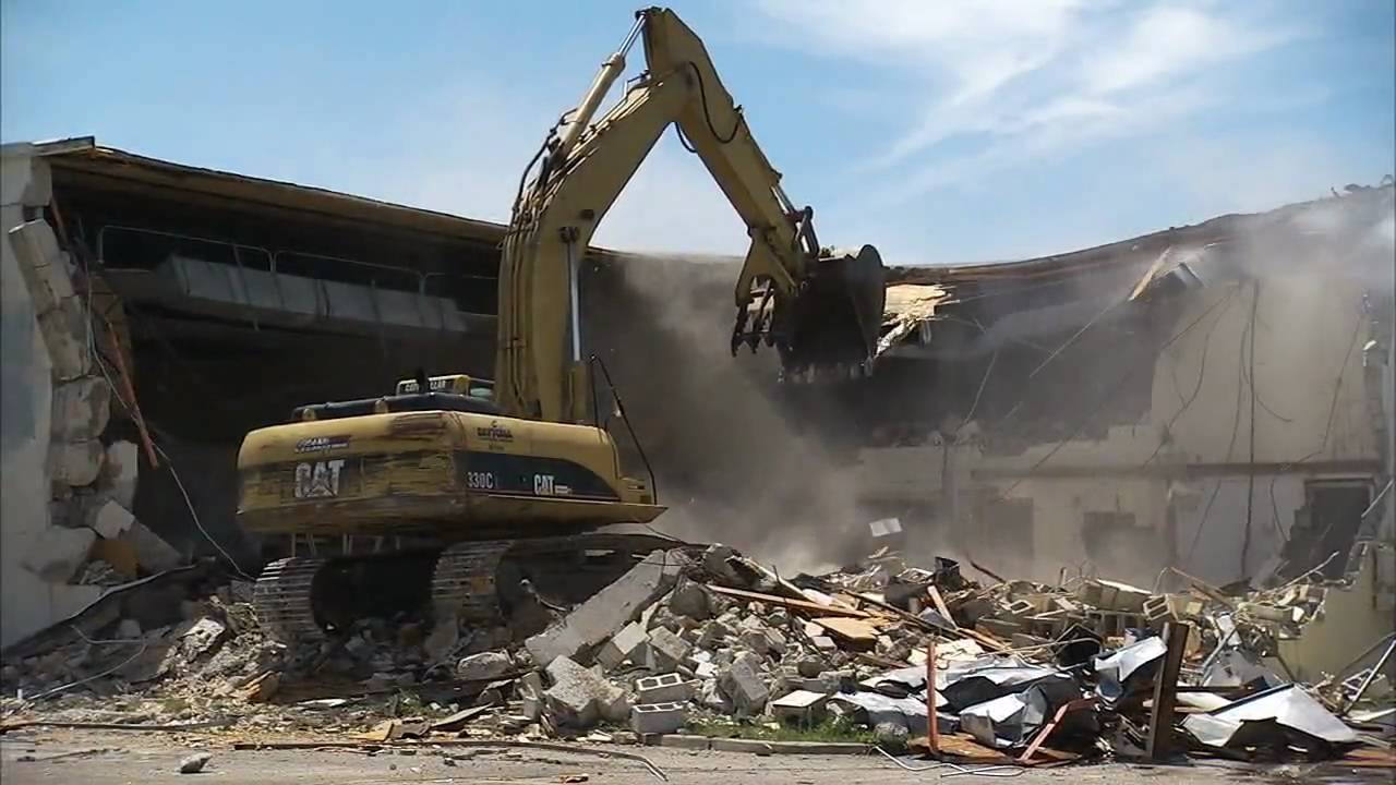 Demolition of the Mercury/Gemini Mission Control Center
