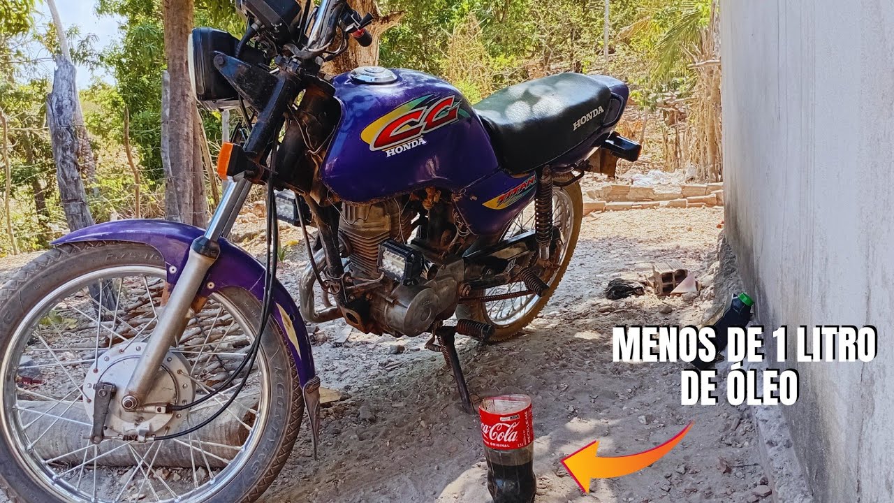 Cg 99 tinha menos de 1 litro de óleo. Fiz a troca, e agora tá com óleo novo de novo!!.