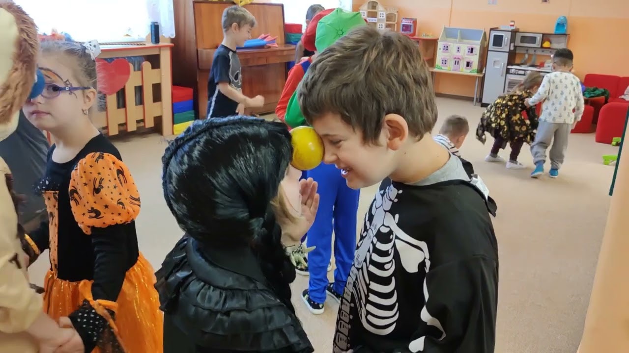 Strašidelný rej třída Motýlci a Sovičky