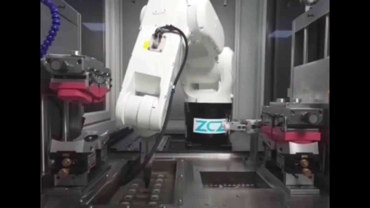 Eyewear production mass customization and eyewear design app integration