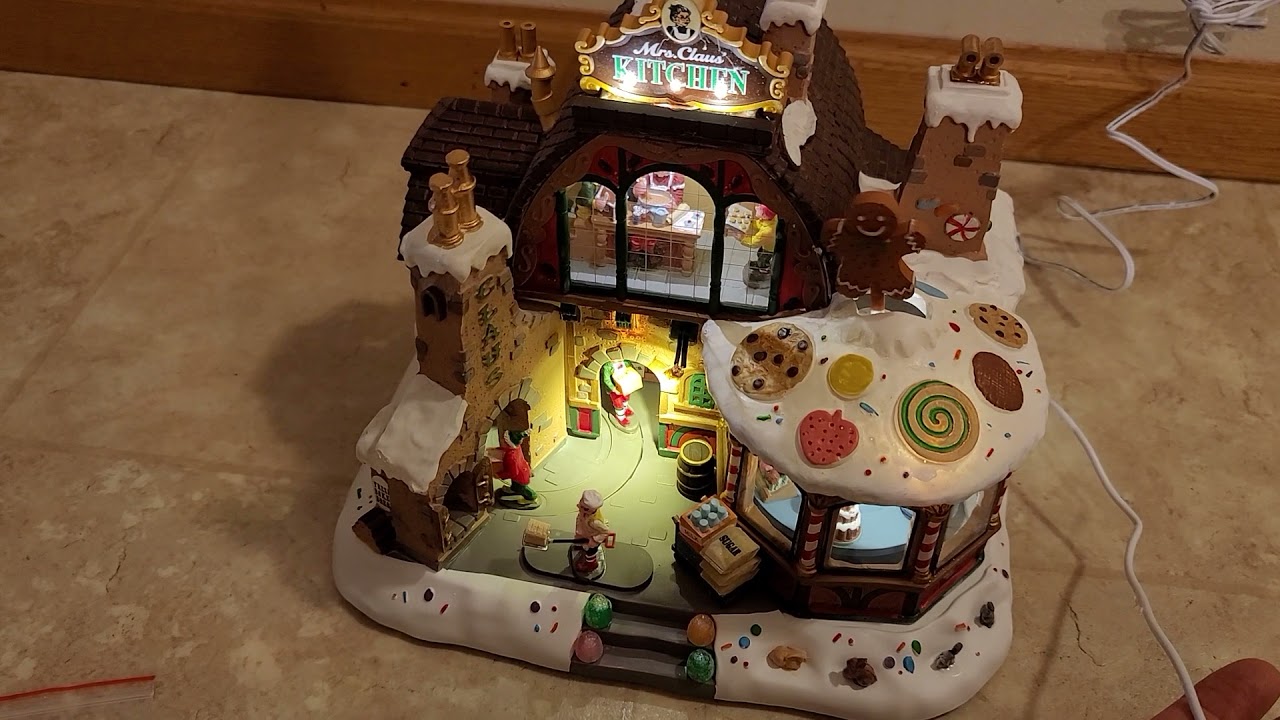 Video Demo of the Lemax Mrs. Claus Kitchen