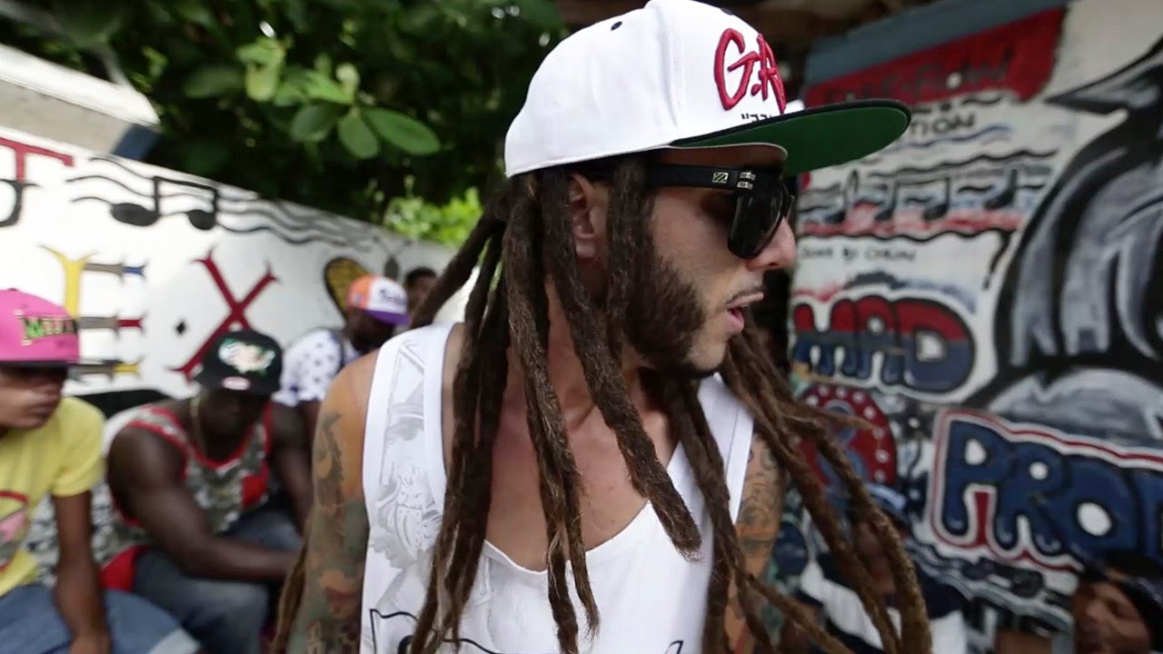 FYAHBWOY – “PULL UP” – BL4QKFY4H (OFFICIAL VIDEO)