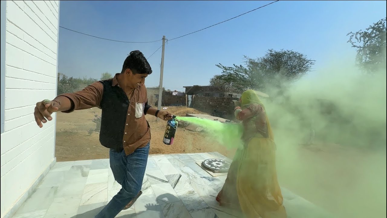 Mummy or Naresh ki ladai 😅 Holi k din !! Day 157
