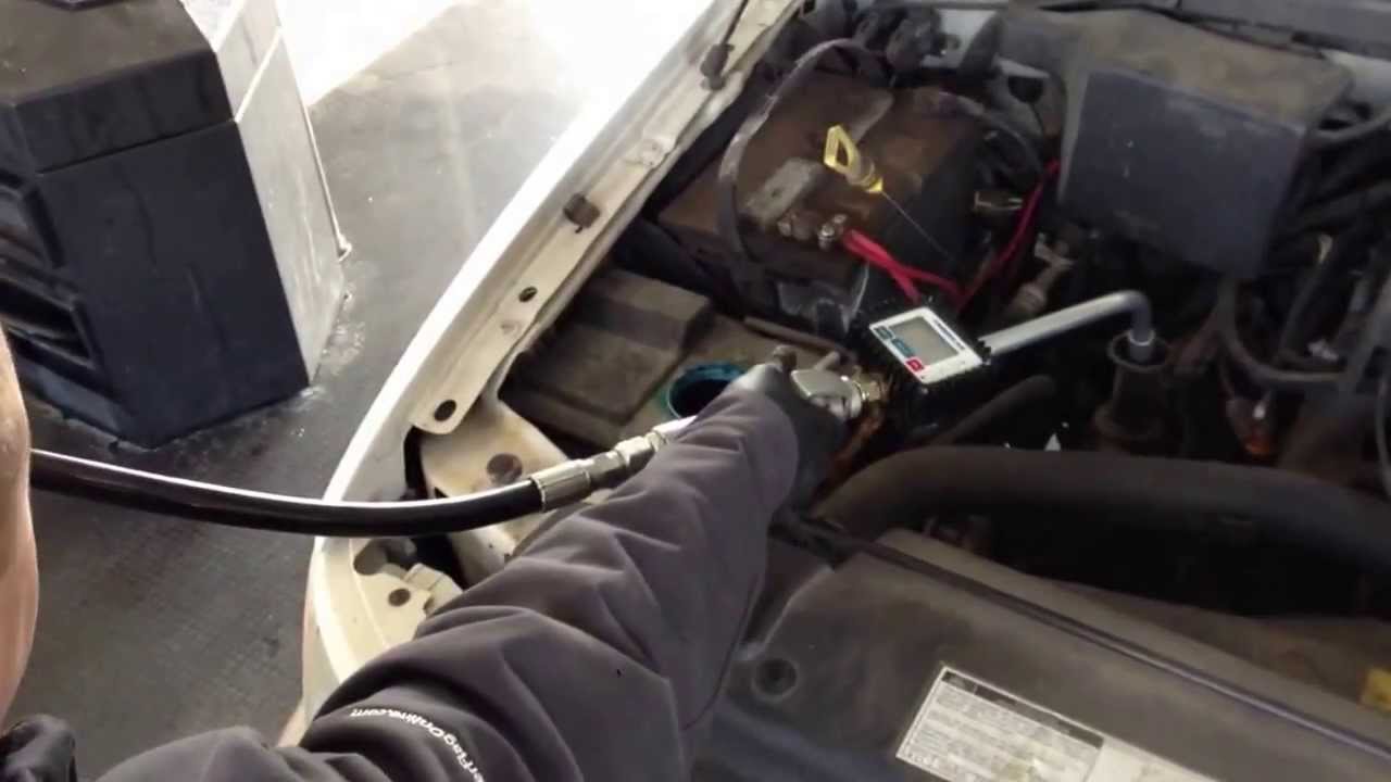 Oil change Checker Flag Mobil 1 Lube Express upper bay duties