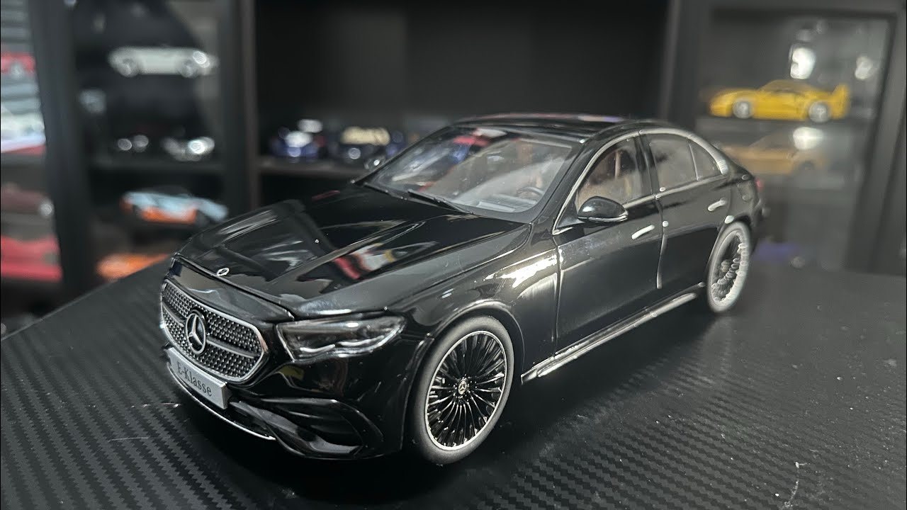 1:18 Mercedes E-Klasse by iScale