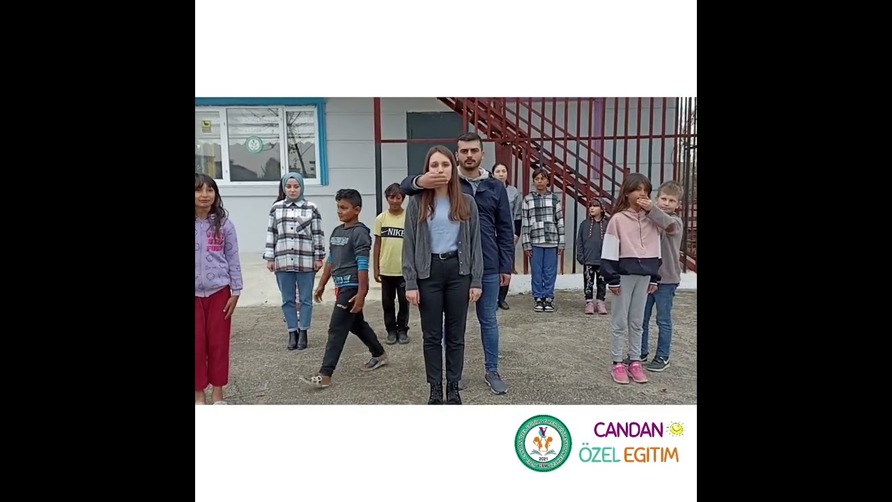 Kadına şiddete hayır! kızılcıklar oldu mu #bogaziçicaz #kadınasiddet