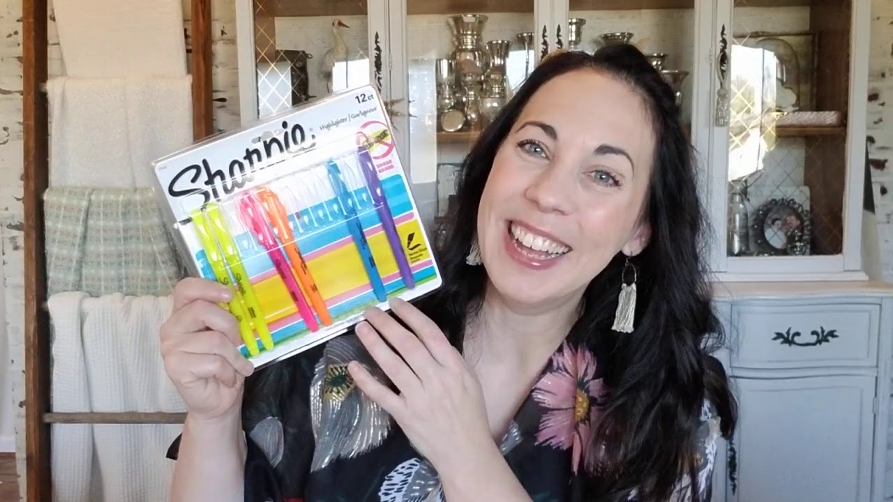 A Stitcher's Advent Calendar + Exclusive Freebie Chart