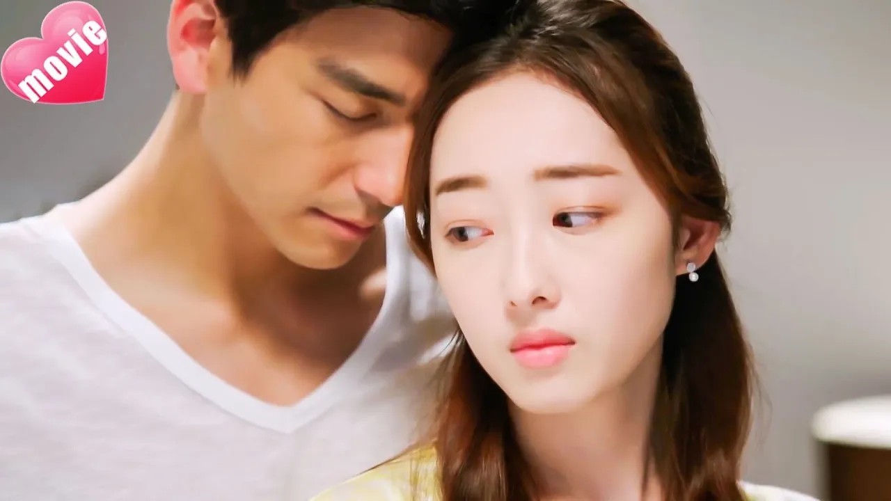 【Full Movie】總裁不再克制愛意摟著灰姑娘表白，灰姑娘正準備接受卻落荒而逃💗中國電視劇