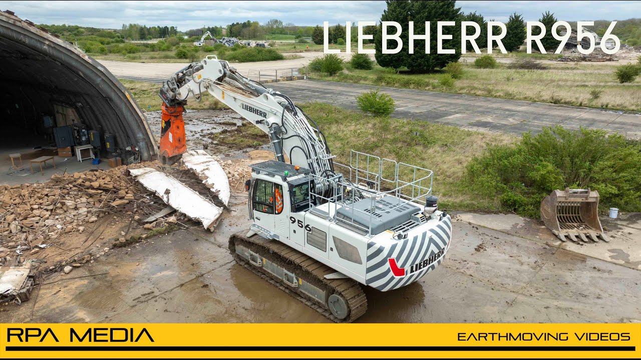 Aircraft hangar demolition with a new Liebherr R956 excavator. #liebherr