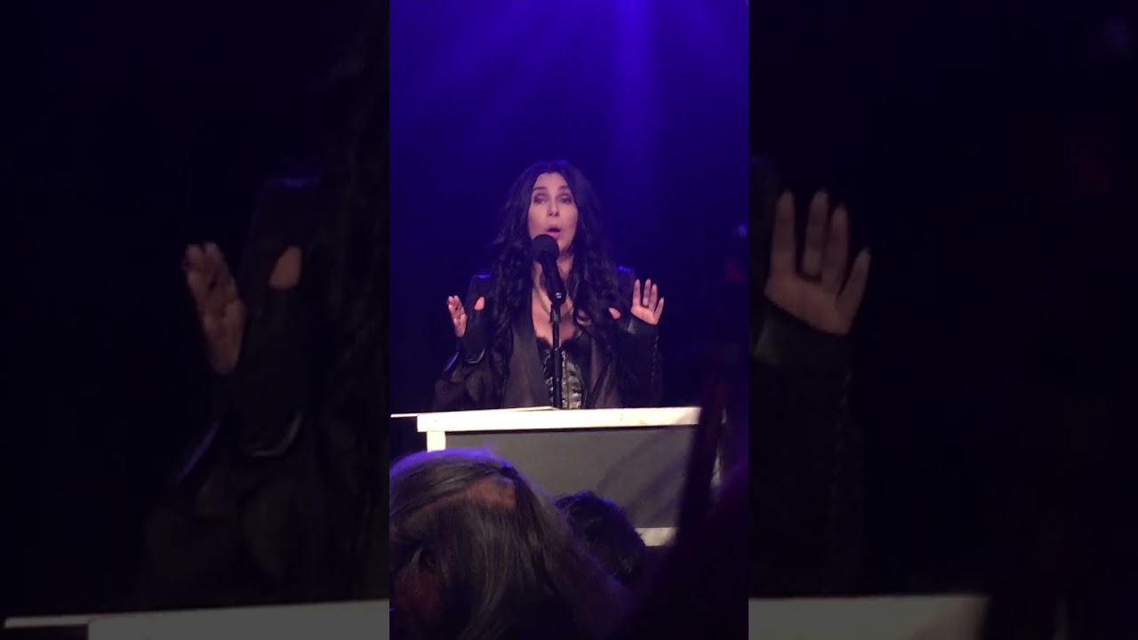 Cher Gives Anti-Trump Speech | Oasis in SF | 10/23/16