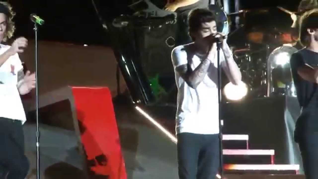One Direction - Through the Dark HD - Boston 8/8/14