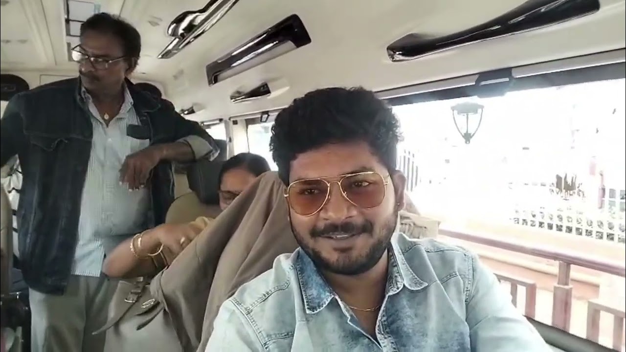 Book Maharaja Tempo Traveller Varanasi 