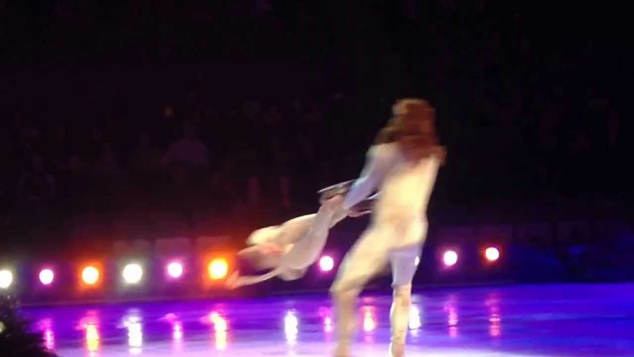 Disney On Ice - Can You Feel The Love Tonight/ Circle of Life