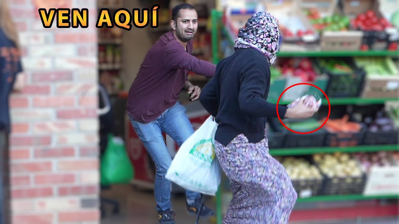 LA ABUELITA LADRONA [Broma C&aacute;mara Oculta]