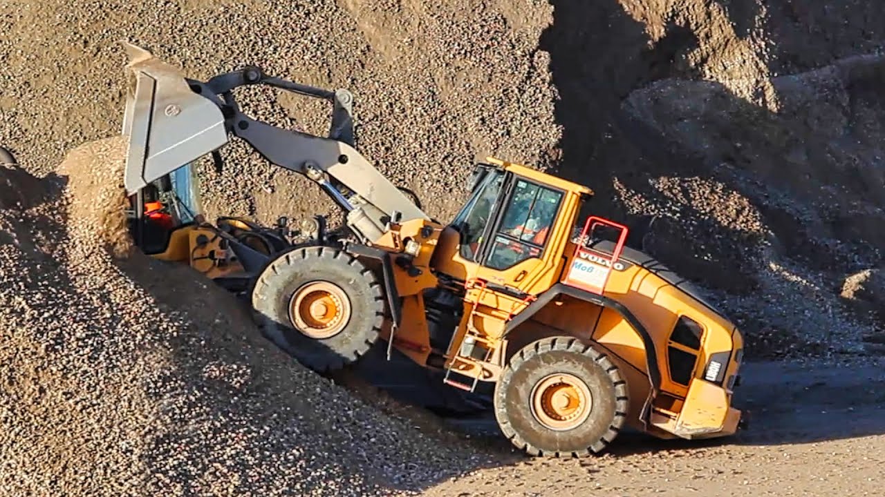 Abri&szlig; des Ems-Centers in Papenburg (Teil 20) / Wheel loader Volvo L180H