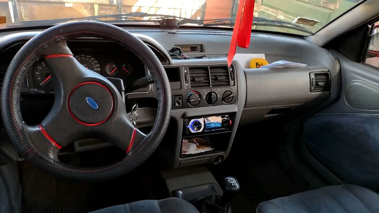 Ford Orion Ghia 2.0