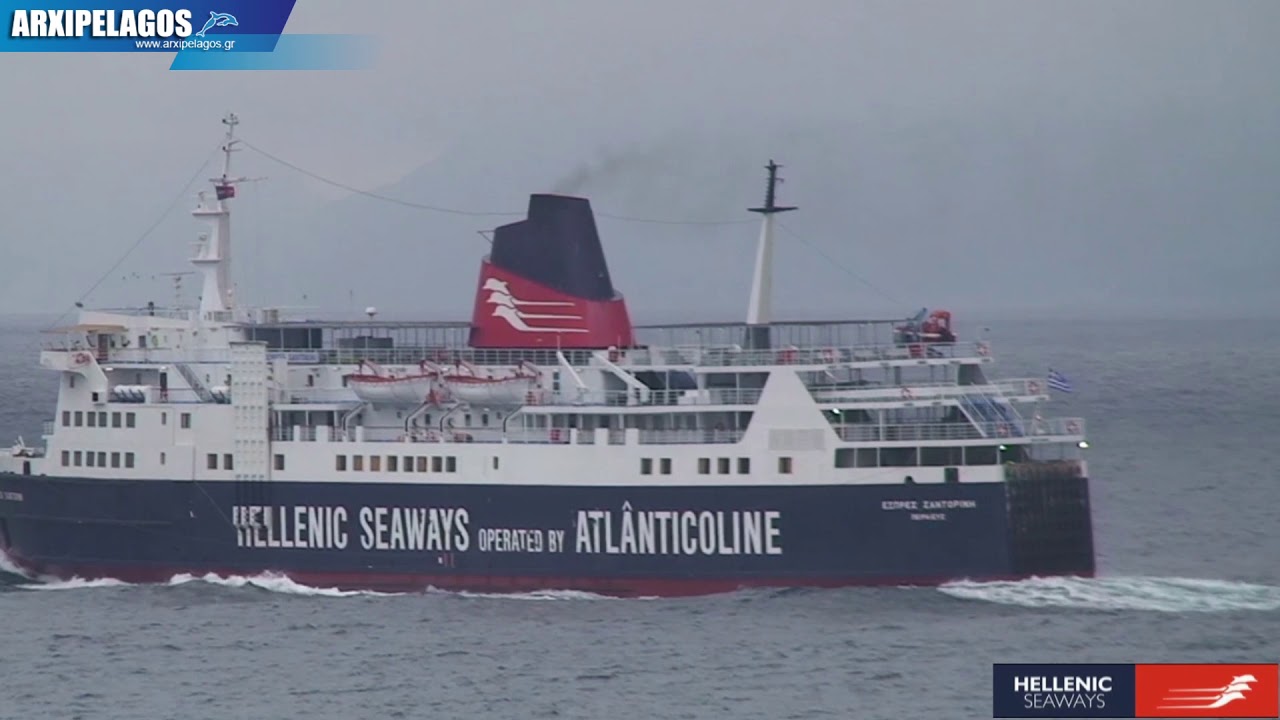 F/B EXPRESS SANTORINI - departure from the port of Skopelos (GREECE) IMO 7330040