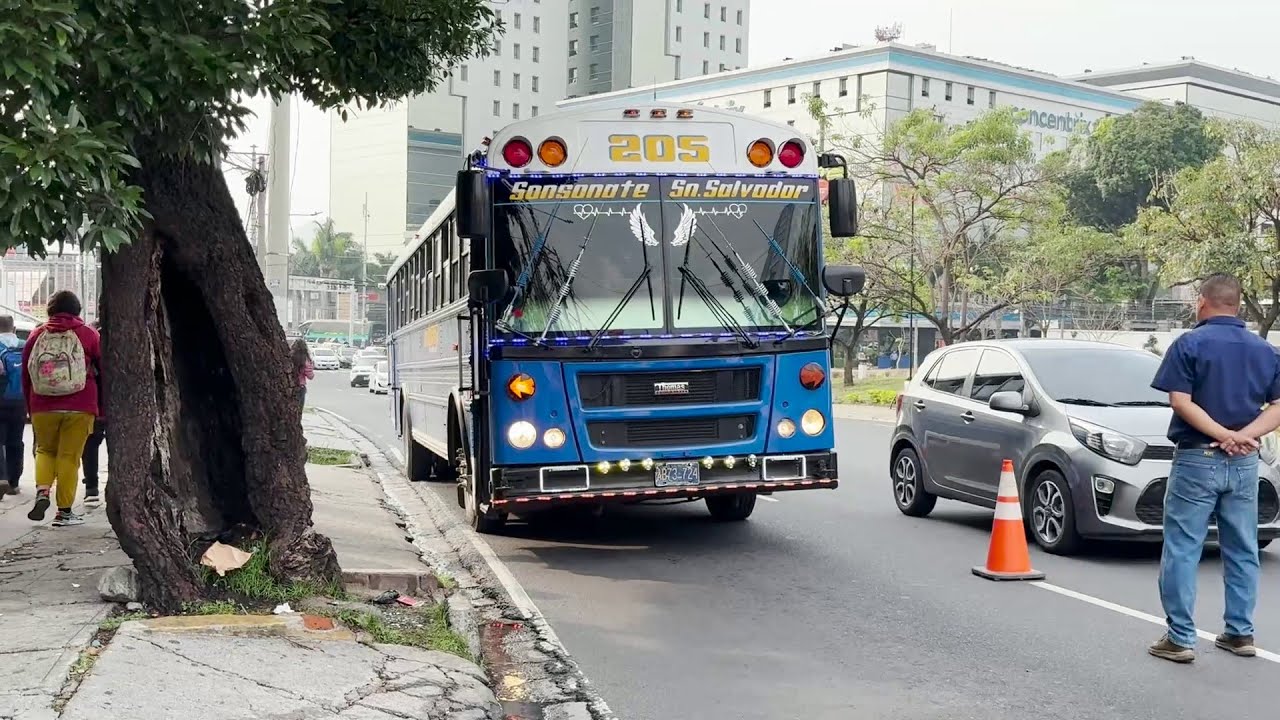 Nuevas rutas y paradas para el transporte público por cierre en Los Chorros