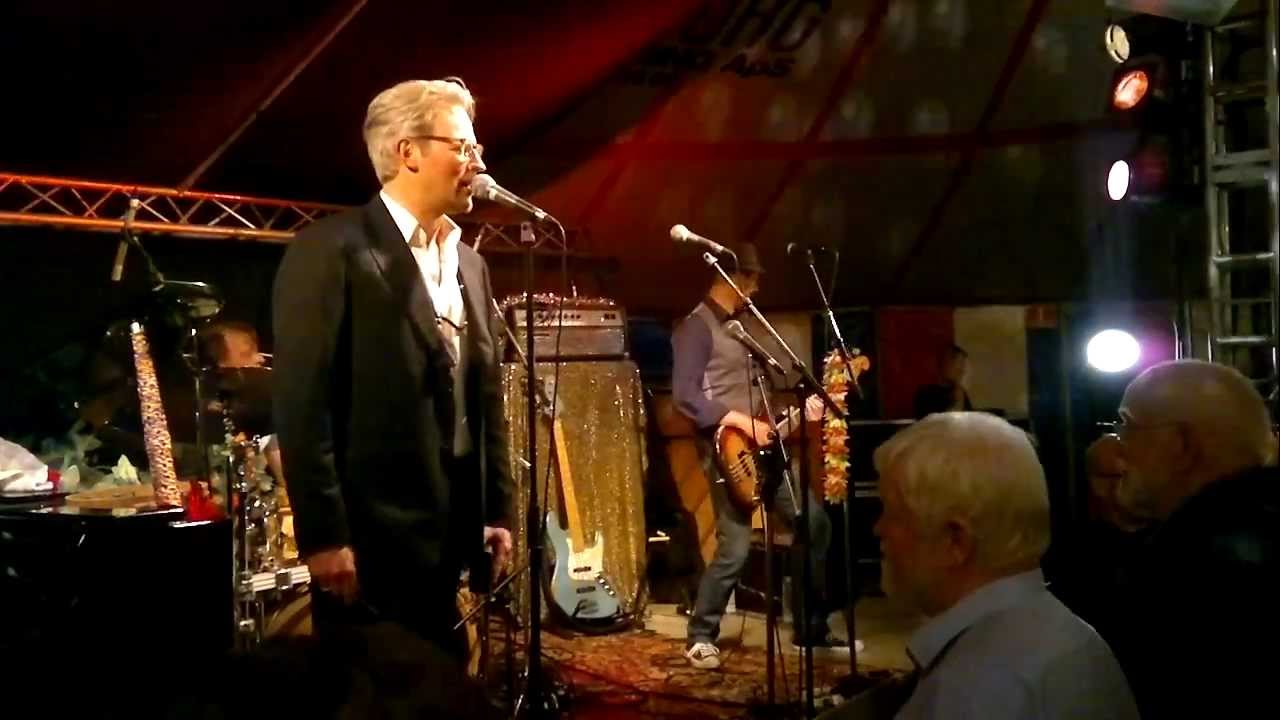 Esben Just Trio - I want a girl that brings that money home @Riverboat 2013