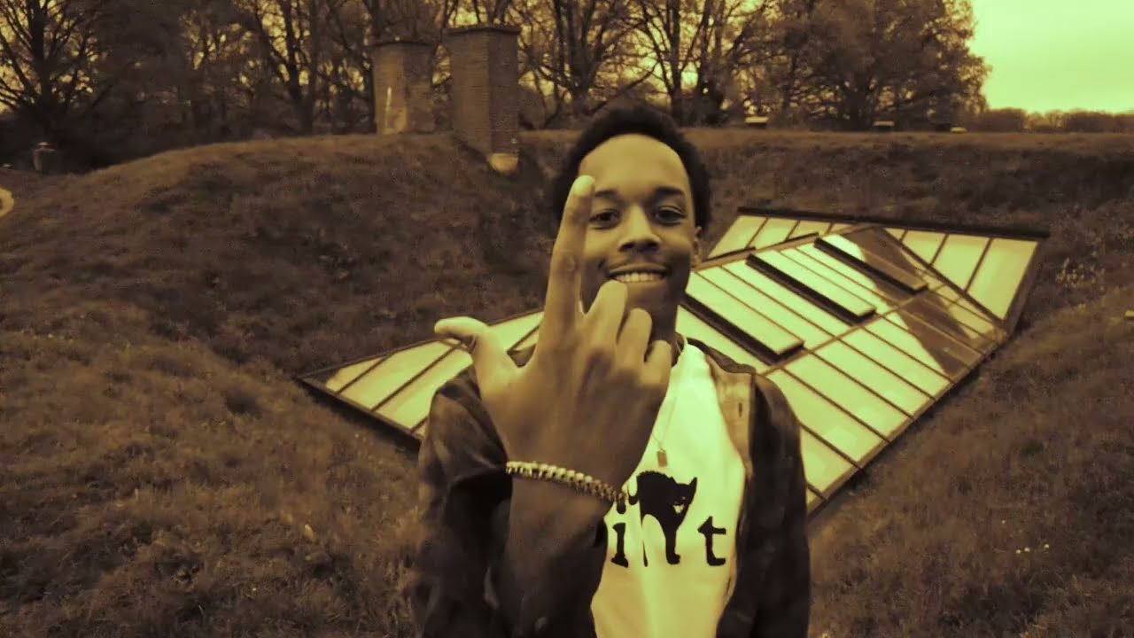 Kromow - OH (Official Music Video)