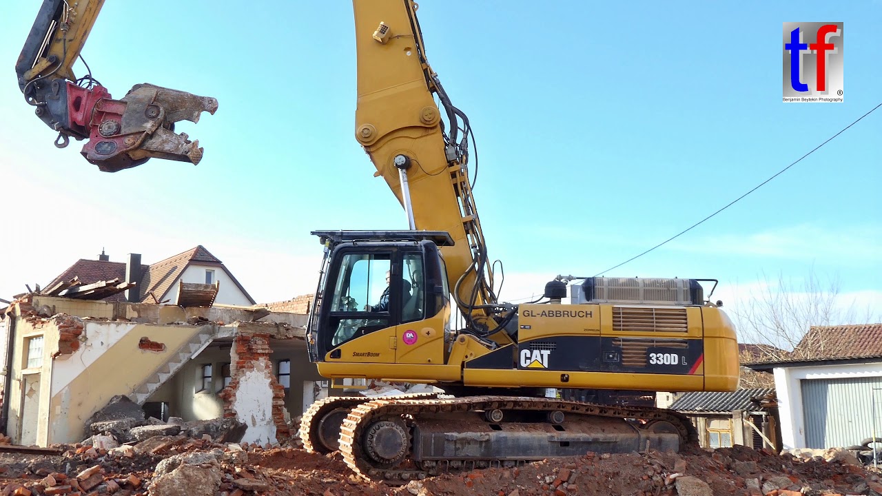 CATERPILLAR 330D L Longfront Excavator / GL-Abbruch, Winnenden, 09.01.2018.